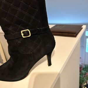 Adrienne Vittadini Black Quilted Heeled Boots